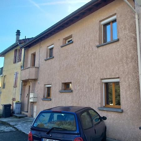 Apartamento Location A.M.I Bellegarde-sur-Valserine Exterior foto