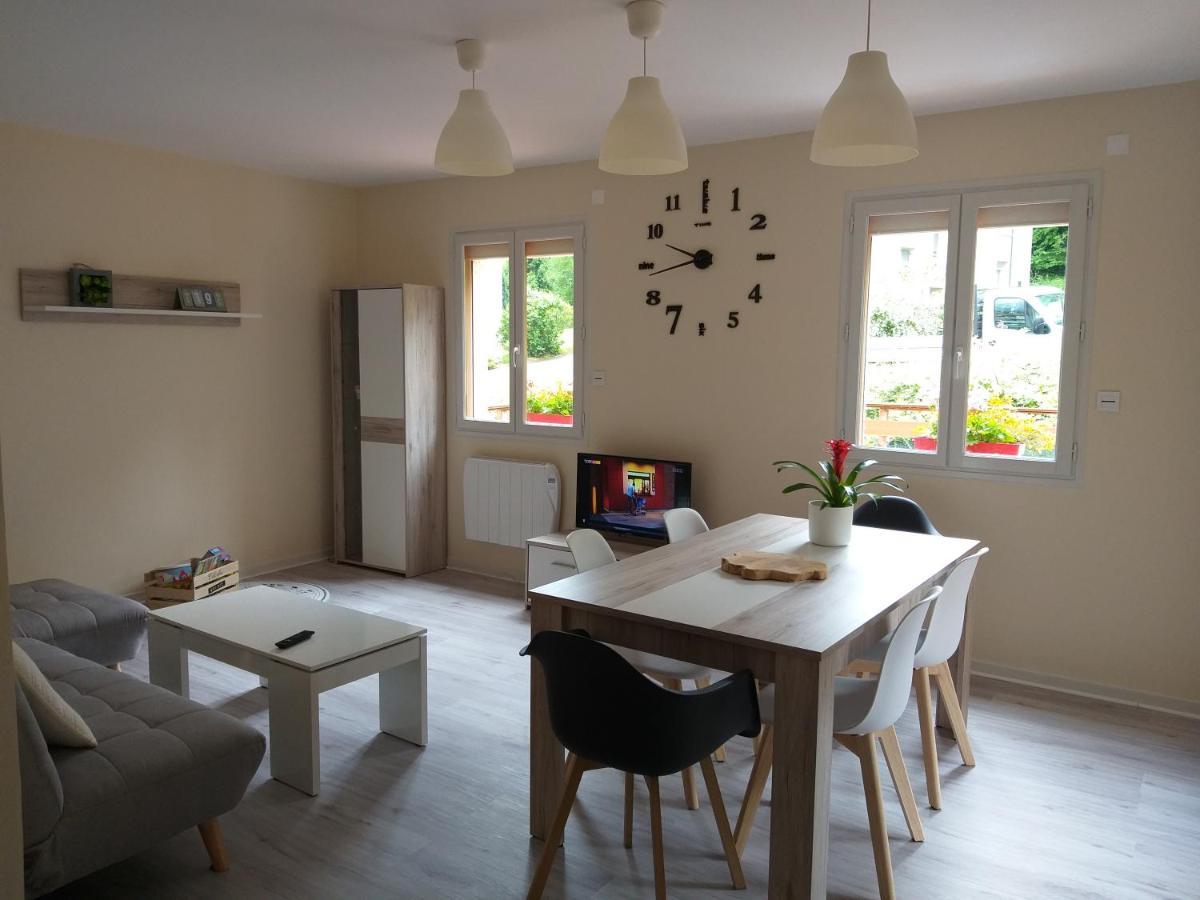 Apartamento Location A.M.I Bellegarde-sur-Valserine Exterior foto